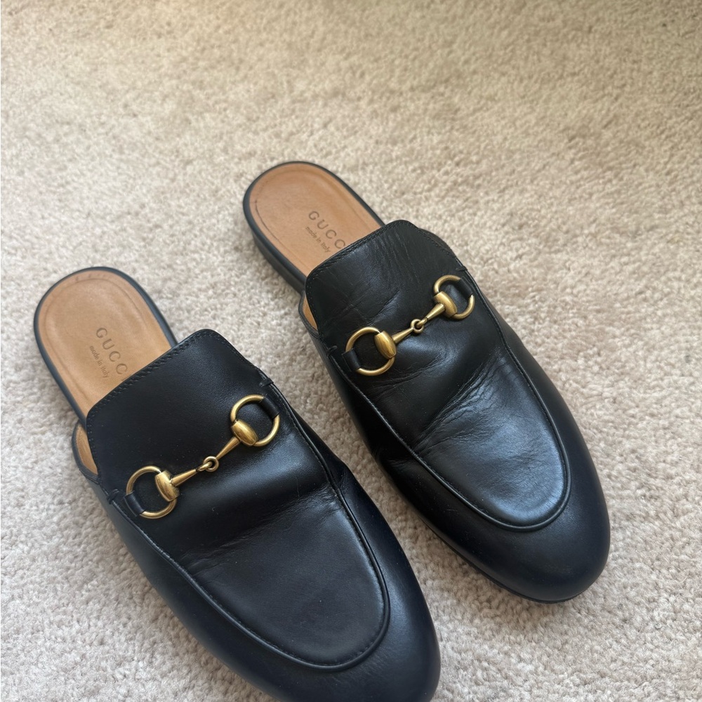 Gucci Black Leather Horsebit Loafers